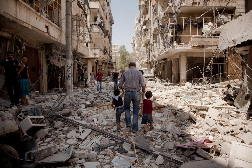 SIRIA_-_LIBANO_-_aleppo_devastata